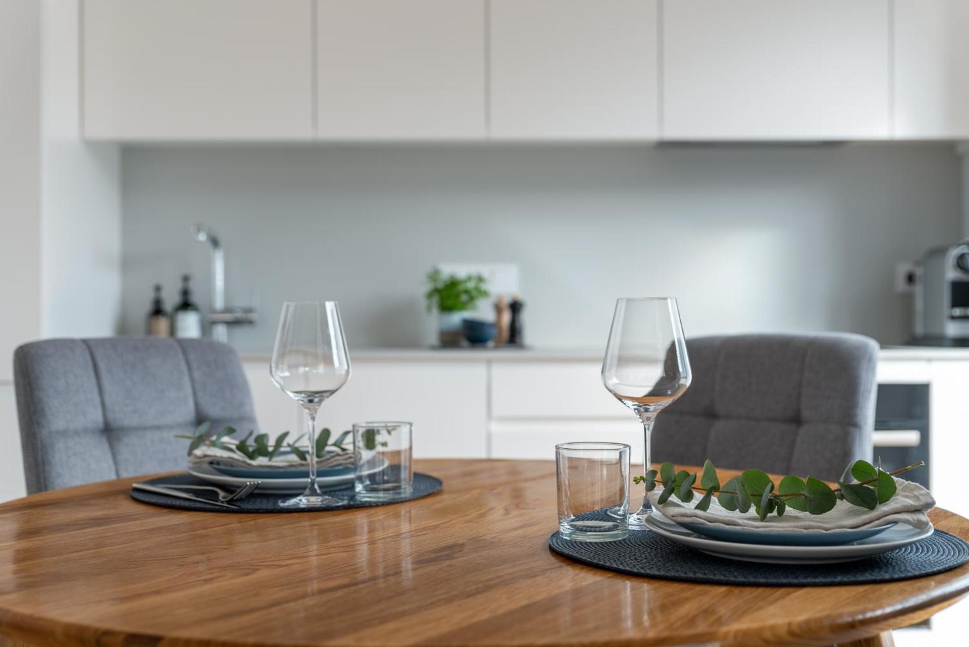 D33 Vilnius - Brand New Luxury Apartment With Terrace, Garden, Ac And Parking Buitenkant foto